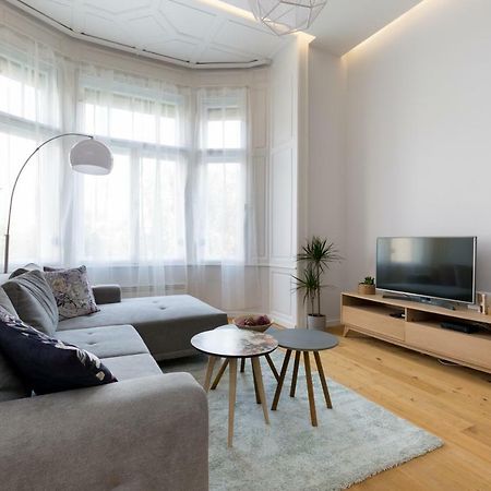 Designer Dream Home In The Center W 2Br/2Bath Budapest Esterno foto