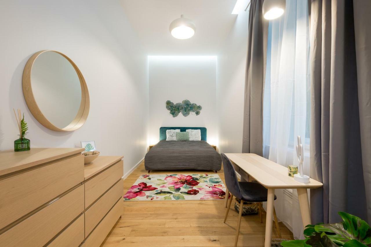 Designer Dream Home In The Center W 2Br/2Bath Budapest Esterno foto